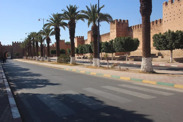 Pink pisé walls of Taroudant medina, the most beautiful intact ramparts in Morocco