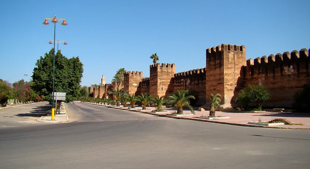 Taroudant city walls and gate - 7.5km circuit